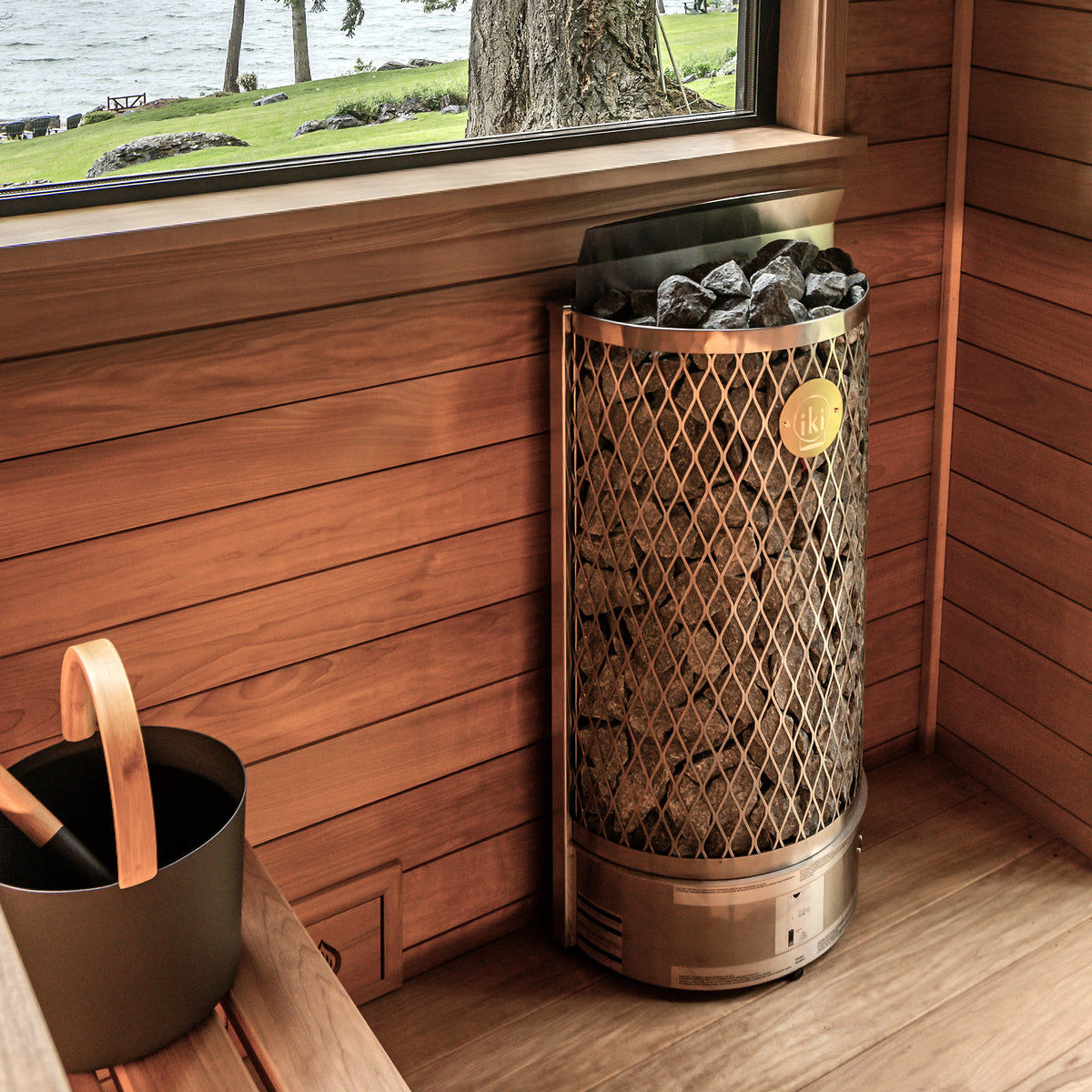 IKI Wall short electric heater