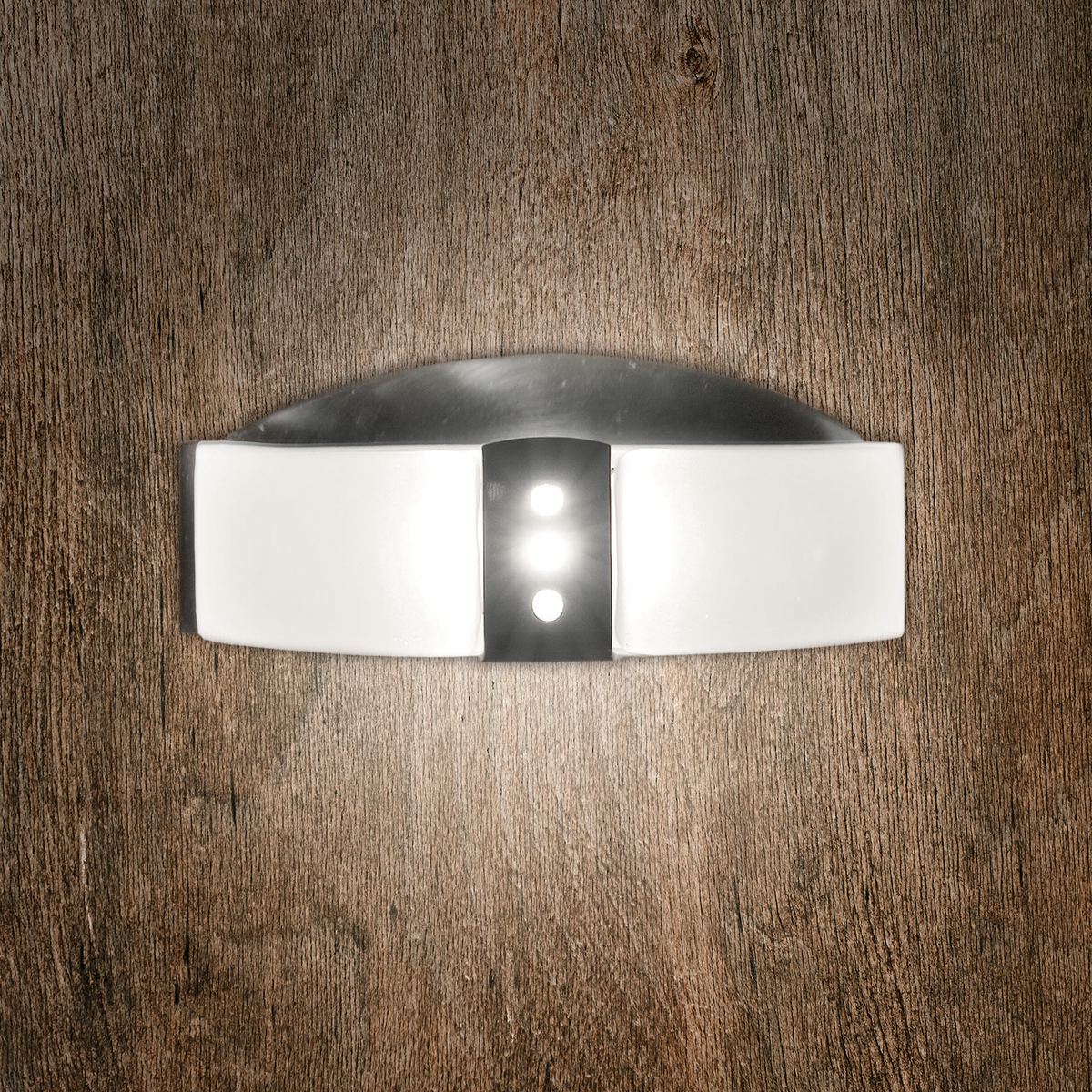 Lighthouse lighting fixture